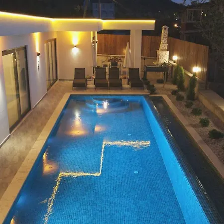 Ulugol 3 Bedroom 3594 Villa